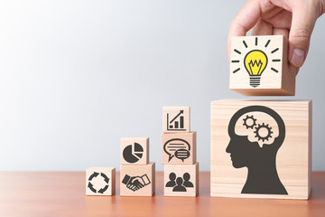 大学课堂如何在书上做好笔记——四色笔记法